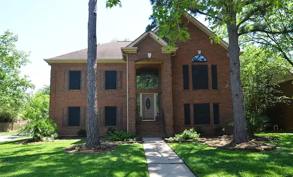 110 Sea Mist Drive, League City, TX 77573