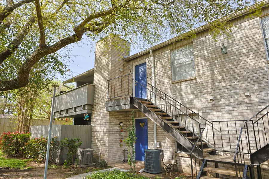 9700 Leawood Boulevard #1902, Houston, TX 77099 - #2