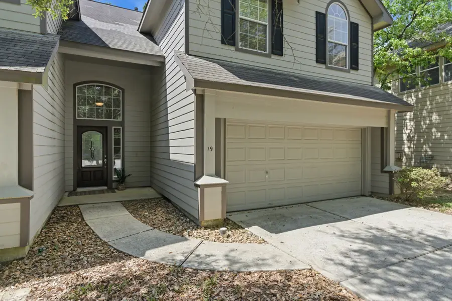 19 Aquiline Oaks Place, The Woodlands, TX 77382 - #2