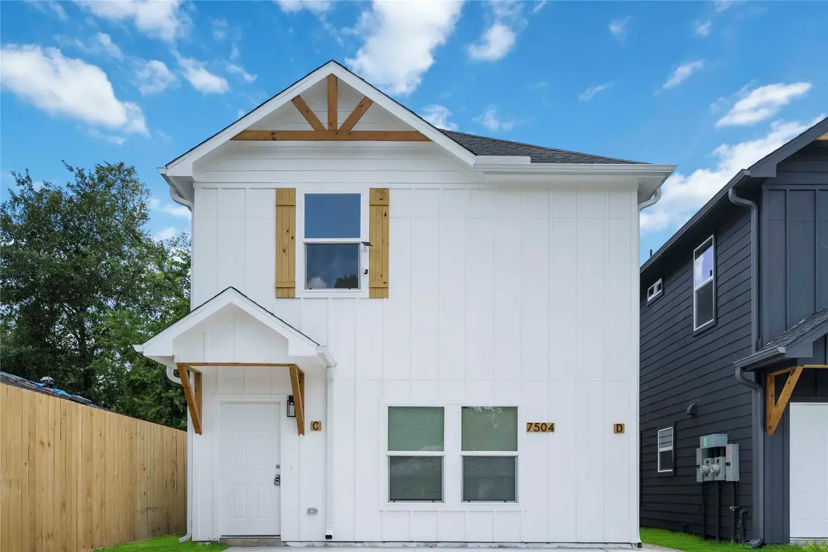 7504 Laura Koppe Rd C/d, Houston, TX 77028 - Image #1