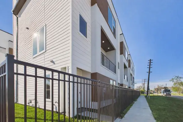 2415 Harrington Street, Houston, TX 77026