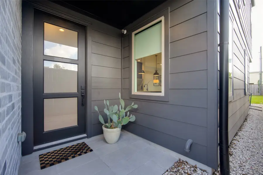 110 E 23rd Street, Houston, TX 77008 - Image #3