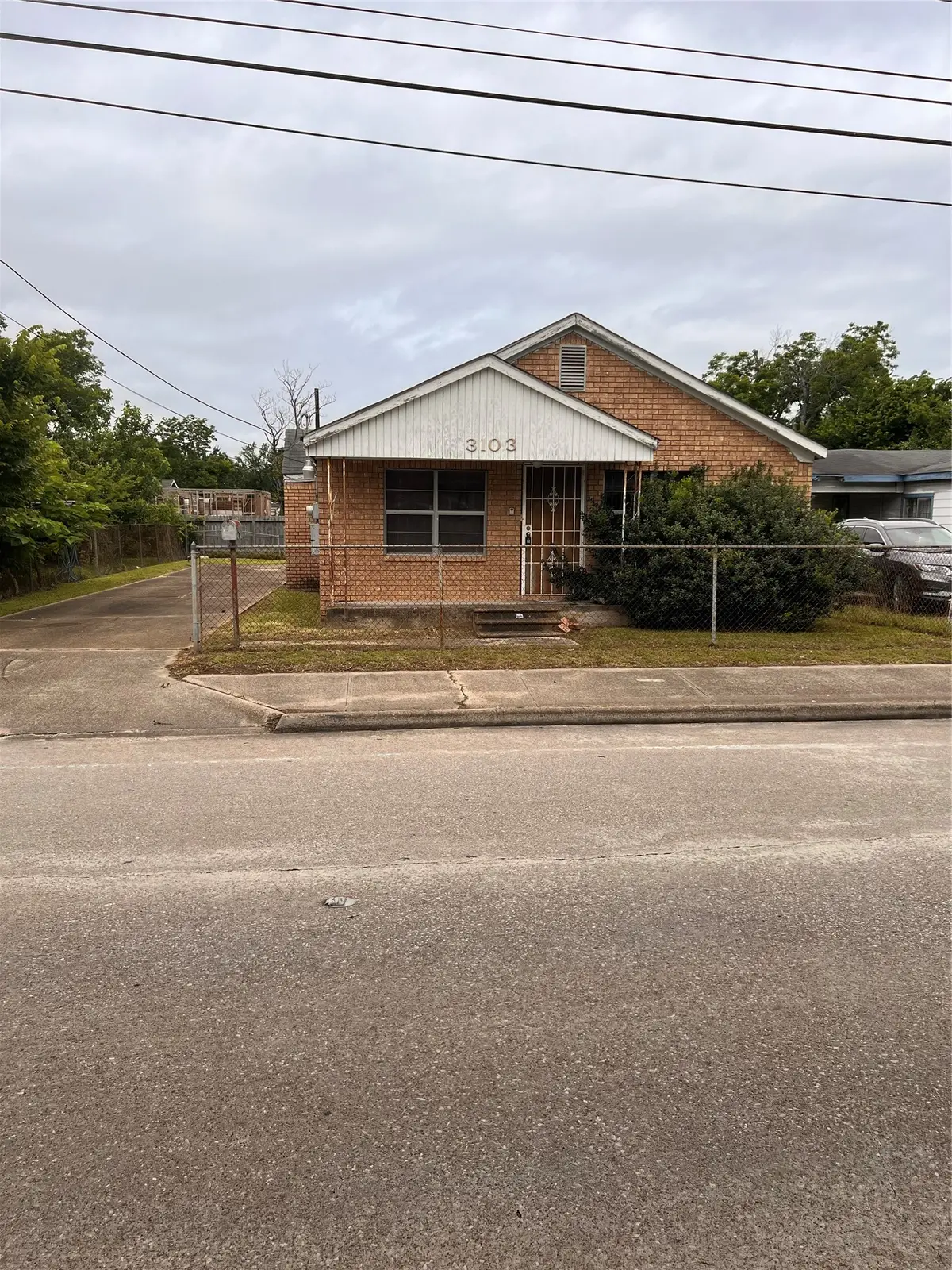 3103 Altoona, Houston, TX 77026 - #1
