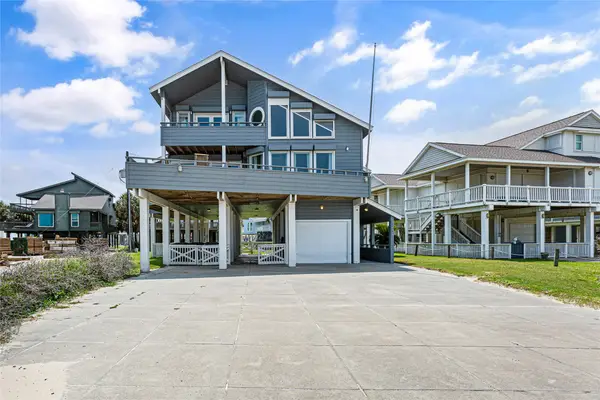 4239 Spoonbill Lane, Galveston, TX 77554