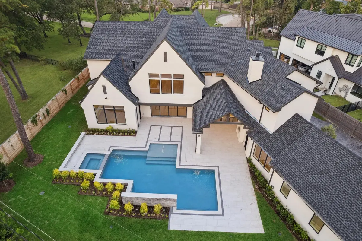 205 Fleetway Drive, Hunters Creek Village, TX 77024 - Image #1