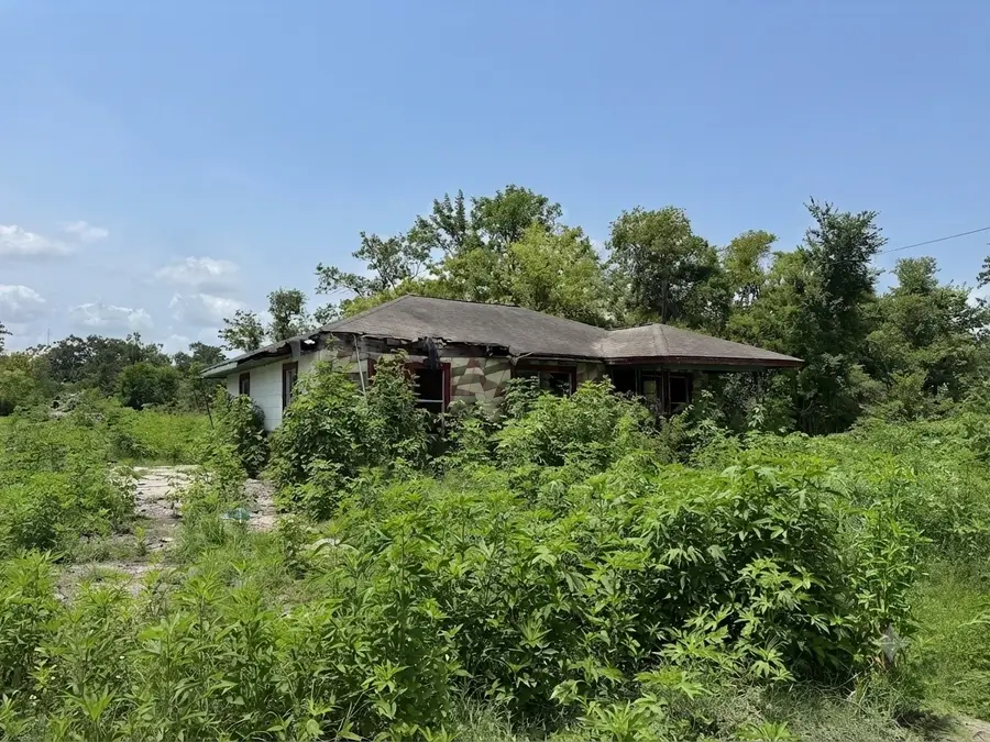 7115 Dallas Street, Baytown, TX 77521 - #3
