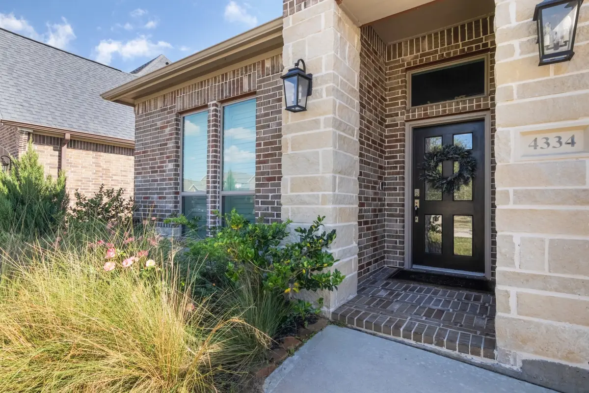 4334 Millers Creek Lane, Manvel, TX 77578 - Image #1