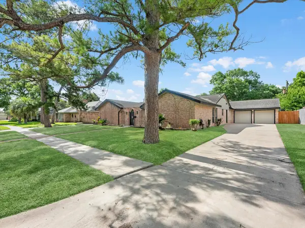 8511 De Moss Drive, Houston, TX 77036