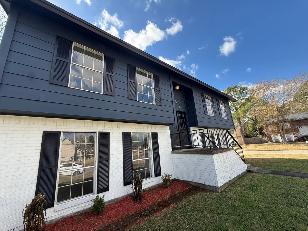 402 Tresvant Drive, Webster, TX 77598 - #1