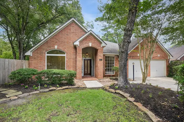 30 Skyland Place, The Woodlands, TX 77381