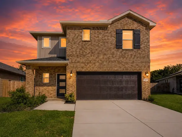 104 Clay Creek Lane, Montgomery, TX 77316