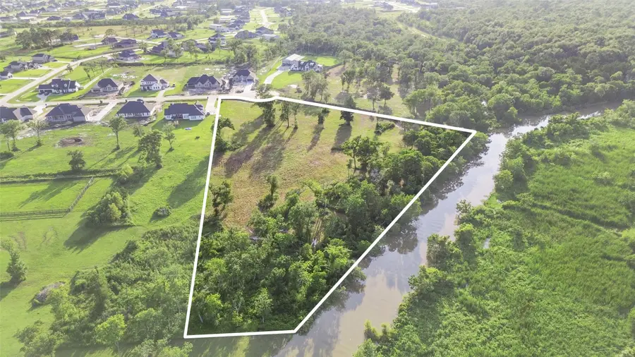 6642 Freret Bayou Drive, Baytown, TX 77523 - Image #2