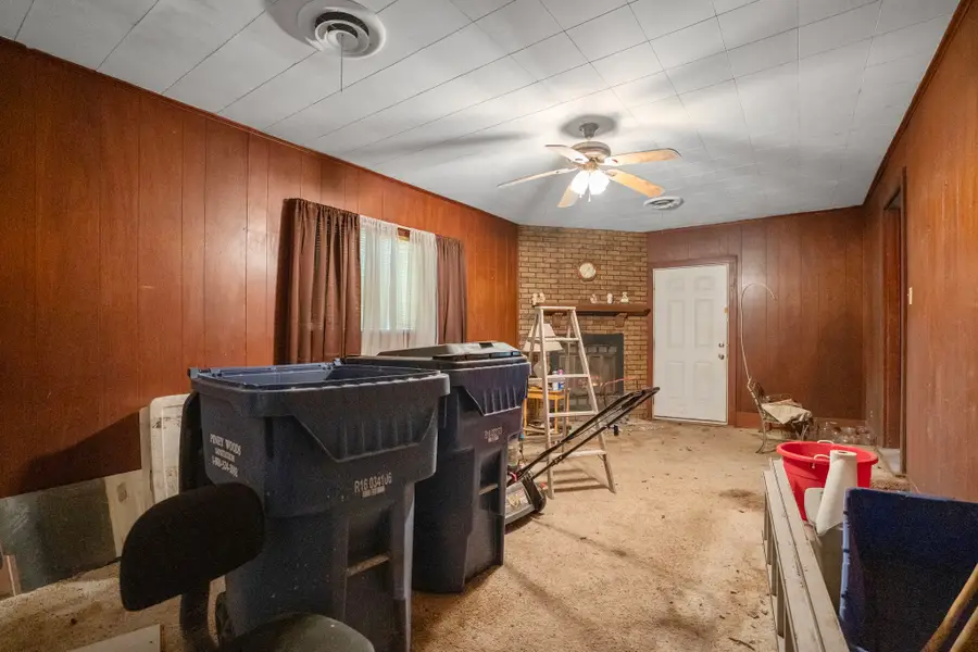 104 Britton Drive, Silsbee, TX 77656 - #2