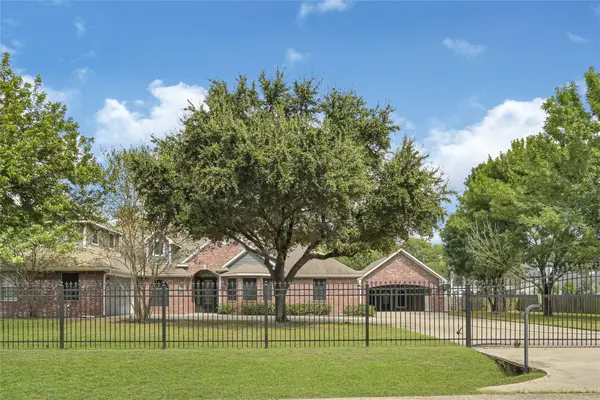 19763 Irenell Dr, Porter, TX 77365