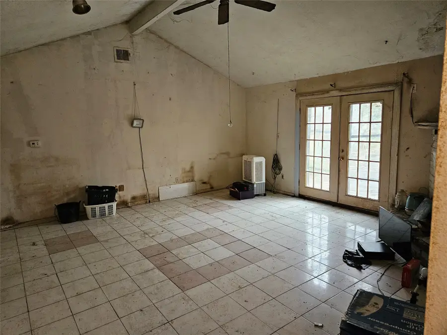 11219 Newbrook Drive, Houston, TX 77072 - Image #3