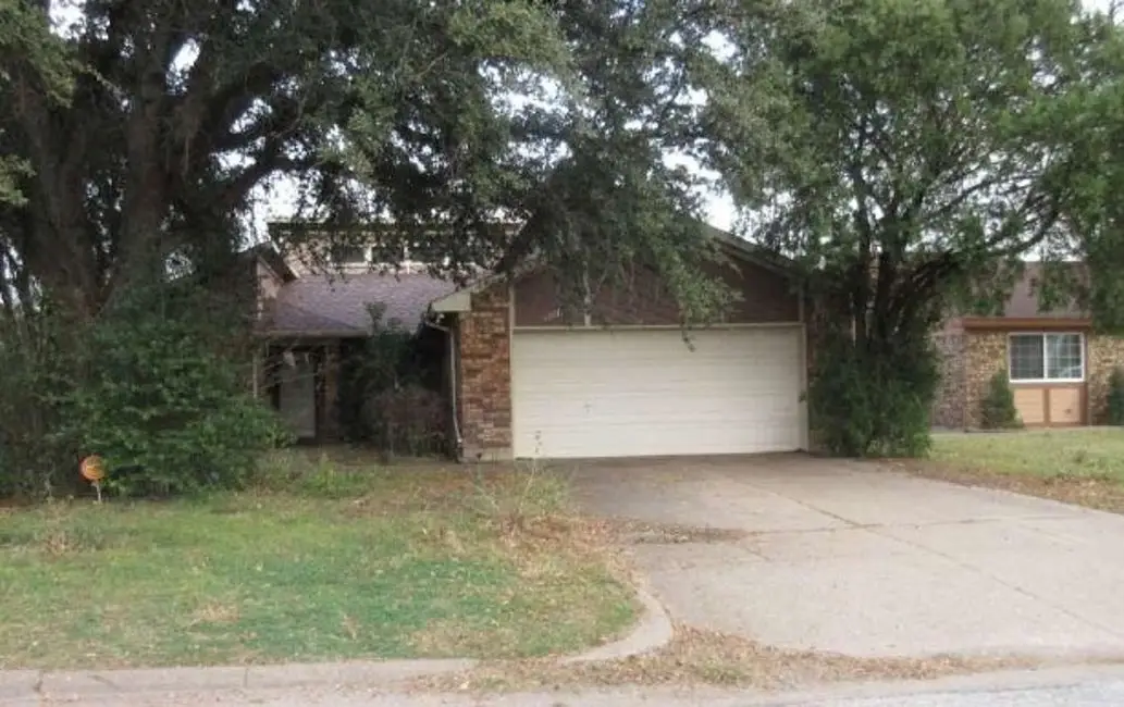 6301 Minuteman Lane, Arlington, TX 76002 - #1