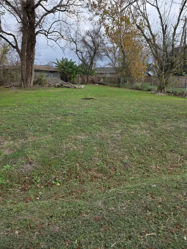 4204 Cortlandt Street, Houston, TX 77018