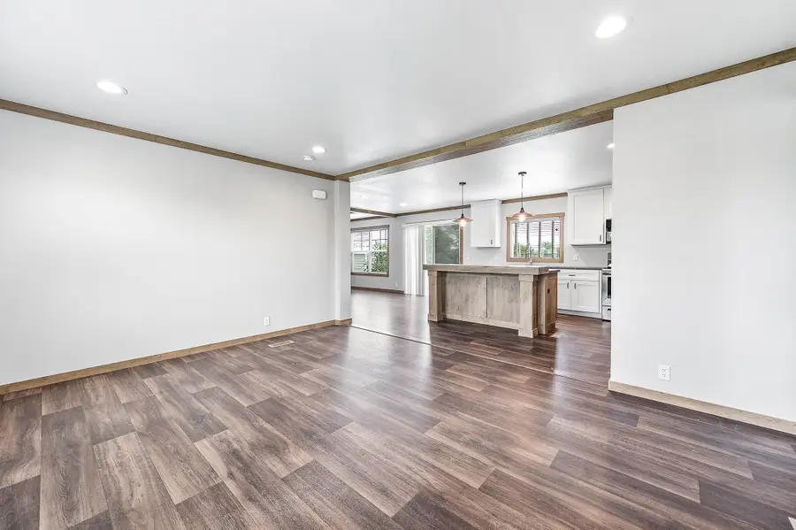 1005 County Road 643, Damon, TX 77430 - #3