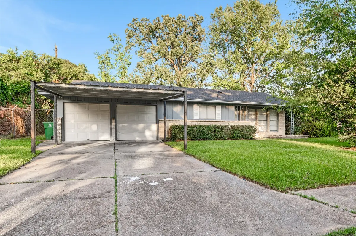 10502 Royal Oaks Drive, Houston, TX 77016 - Image #1