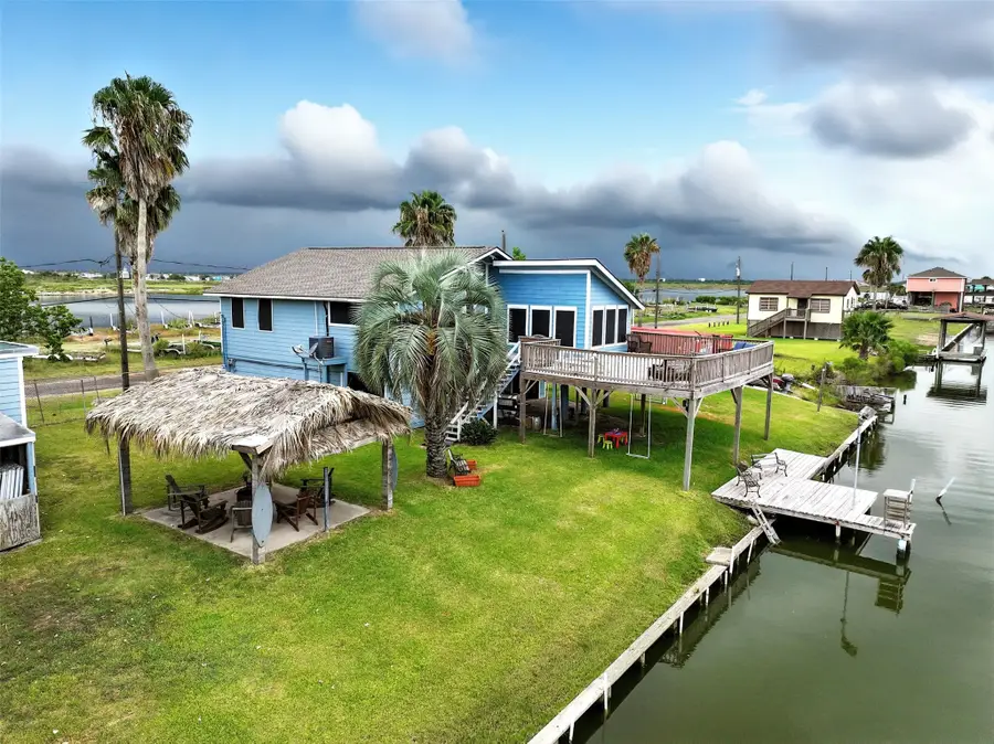 7215 Beau Rue Street, Hitchcock, TX 77563 - Image #2