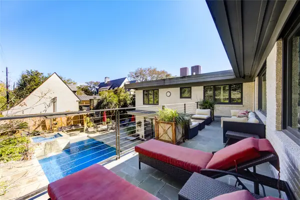 2500 Glen Haven, Houston, TX 77030