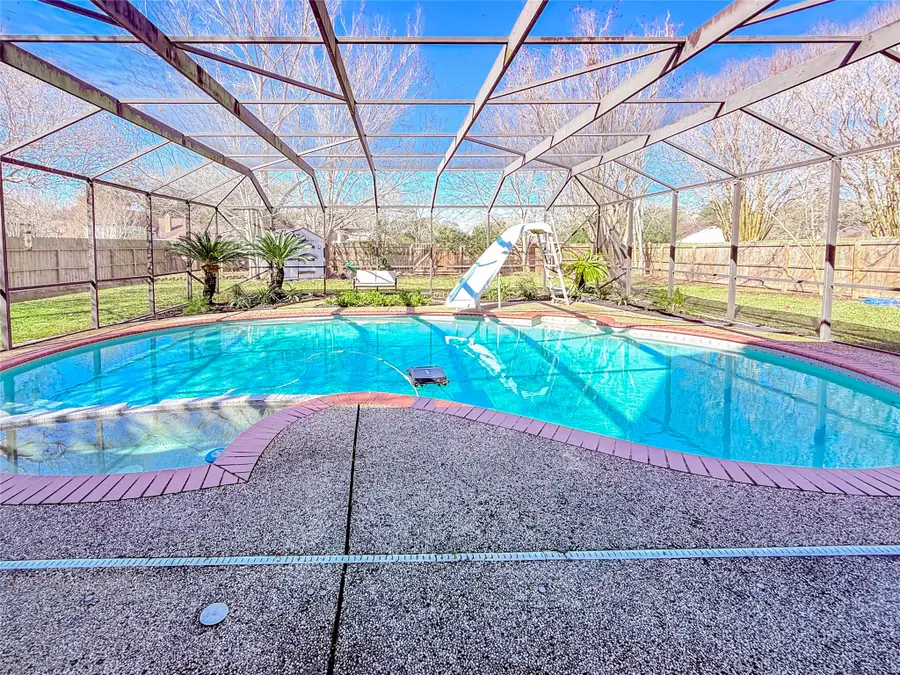 443 Huckleberry Drive, Lake Jackson, TX 77566 - #2