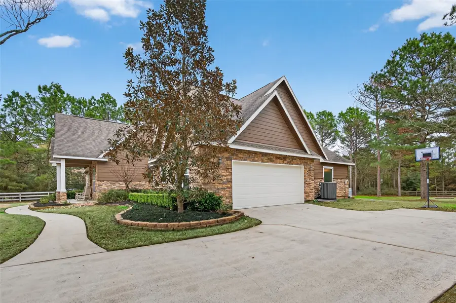 12969 Shady Woods Court, Montgomery, TX 77316 - Image #3