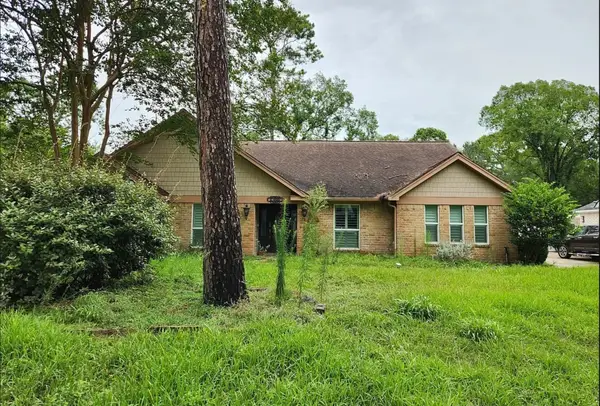 1306 Trailwood Village Drive, Houston, TX 77339