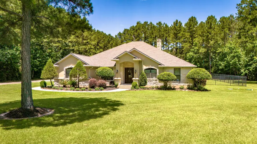 256 Southcreek Park, Livingston, TX 77351 - Image #2