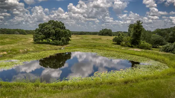 26 Ridgewood Farms Way, Brenham, TX 77833