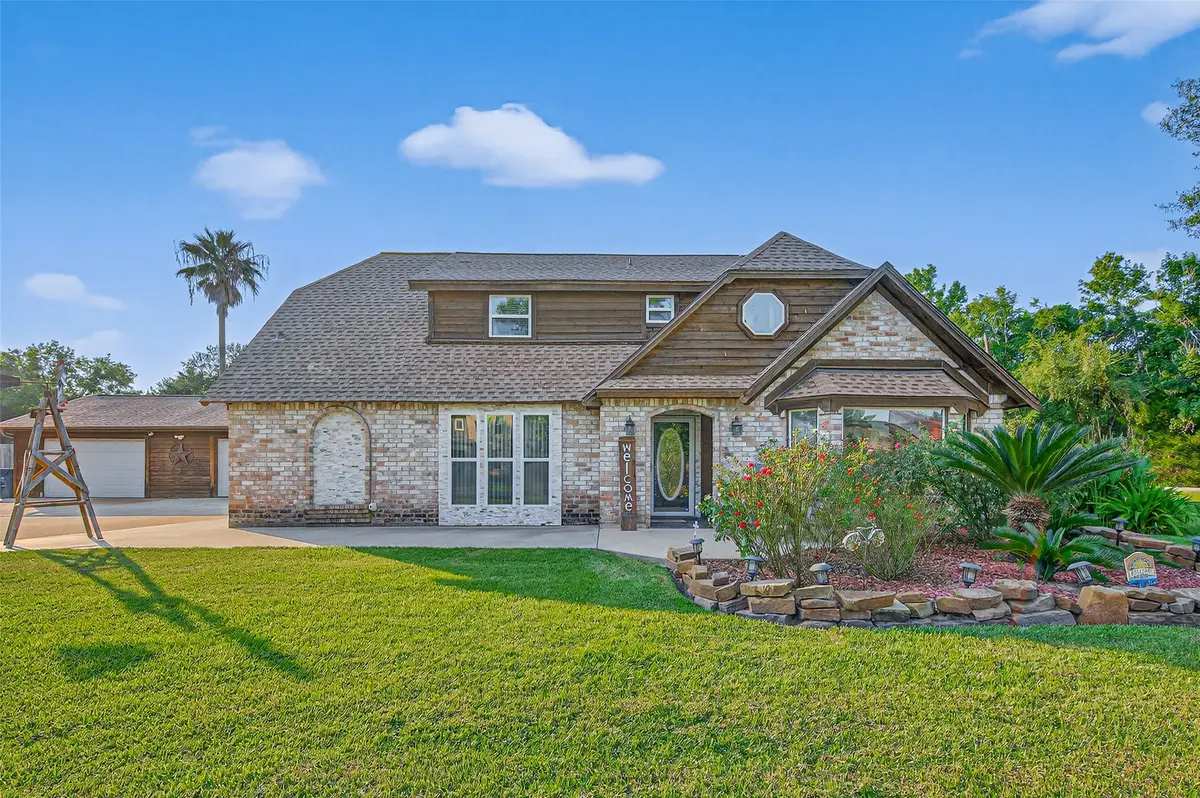 106 Abilene Drive, Magnolia, TX 77354 - Image #1