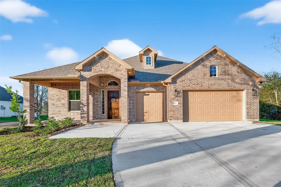 350 Lakeland Circle, Rosharon, TX 77583 - Image #2