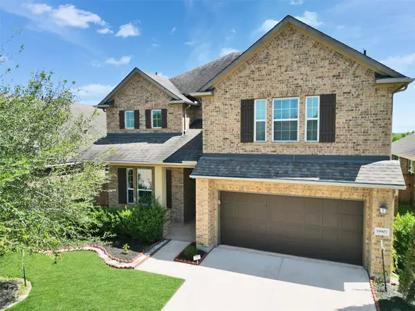 19907 Sagebrush Hollow Drive, Cypress, TX 77433
