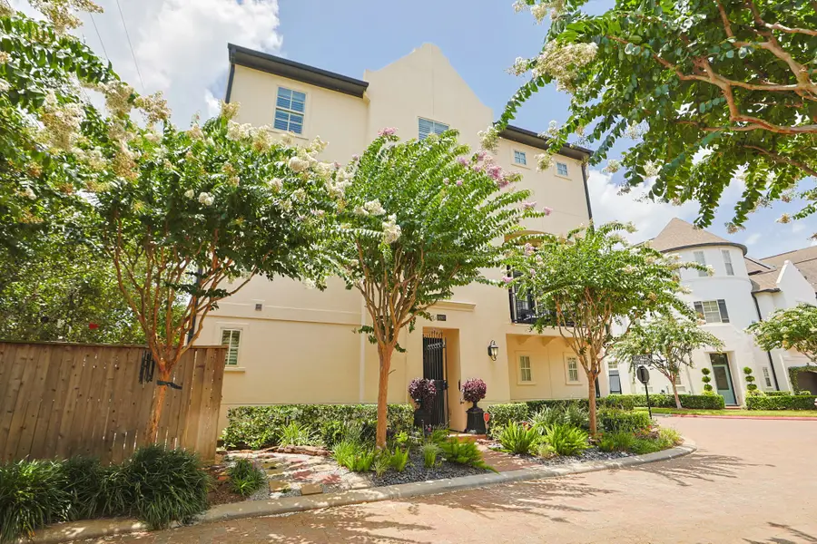 10901 Upland Park, Houston, TX 77043 - #2