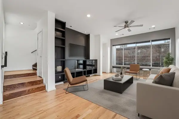 1601 W Webster Street #18, Houston, TX 77019