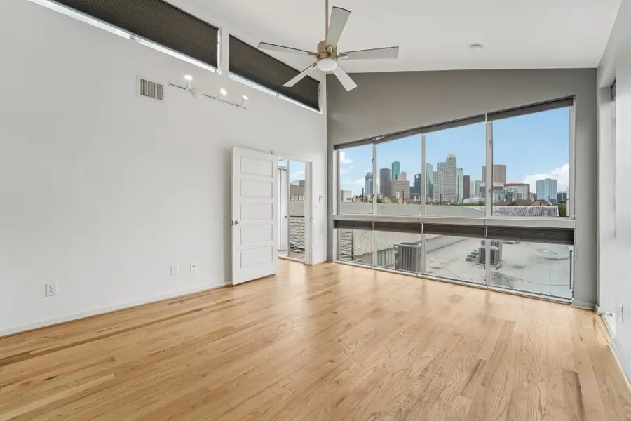 1601 W Webster Street #18, Houston, TX 77019 - Image #2