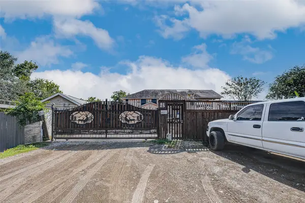 3623 Inez Street, Fresno, TX 77545