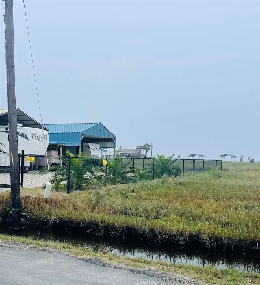 0 O'niel Rd, Crystal Beach, TX 77650 - #2