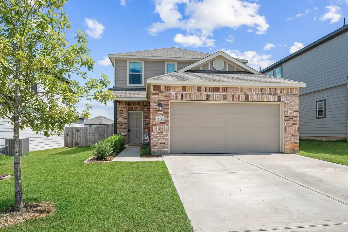 819 Faison Court, Montgomery, TX 77316 - Image #1