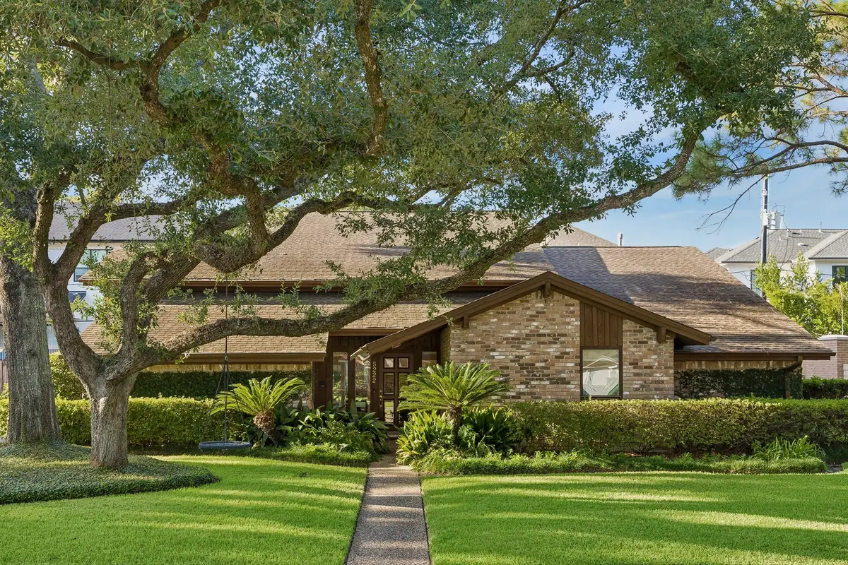 5222 Birdwood Road, Houston, TX 77096 - #1