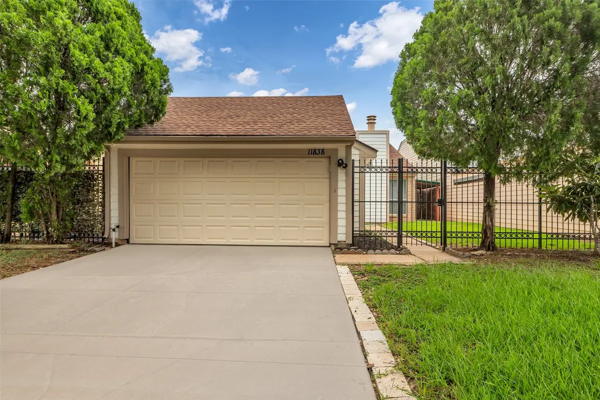 11838 Plumbrook Drive, Houston, TX 77099 - Image #1