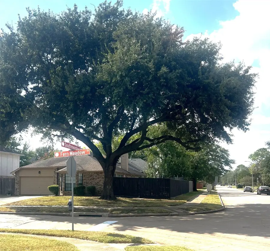 12310 Fern Meadow Drive, Stafford, TX 77477 - Image #2