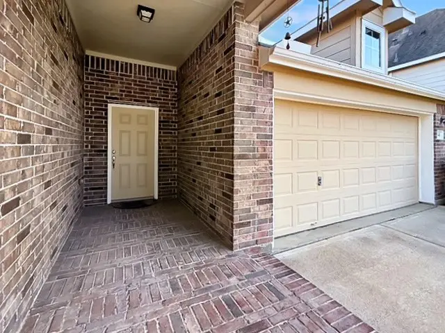 341 Lake Line Drive, Alvin, TX 77511 - #2