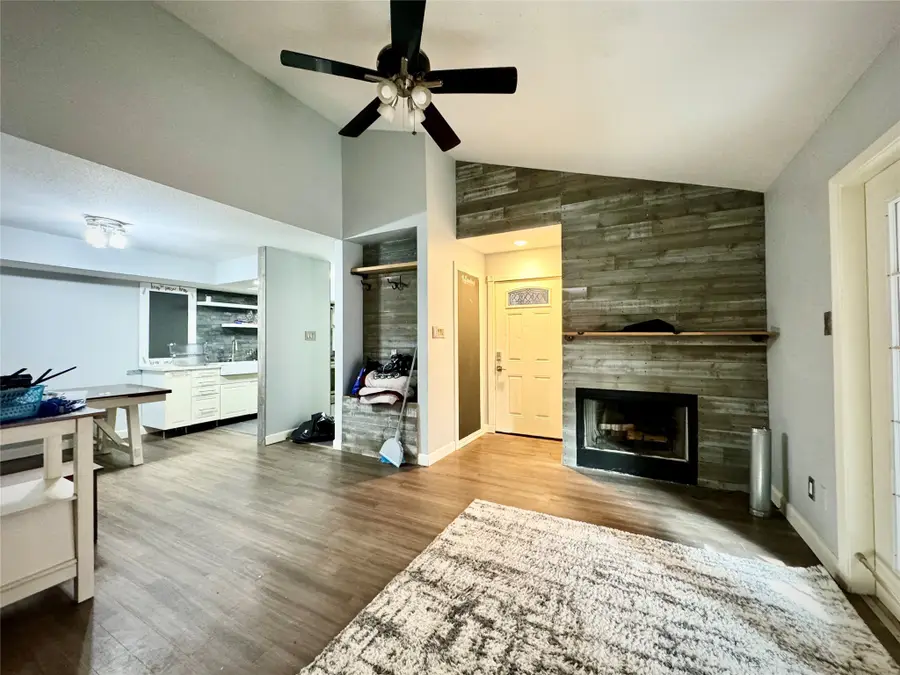 8918 Bissonnet Street #402, Houston, TX 77074 - Image #2