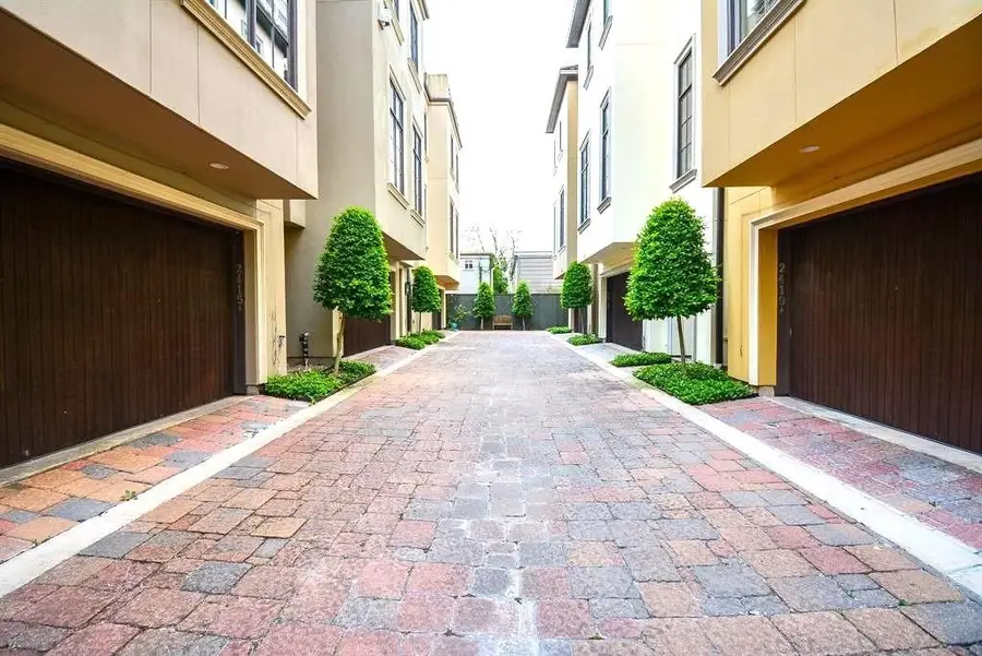 2419 Brazoria Street #C, Houston, TX 77019 - #2