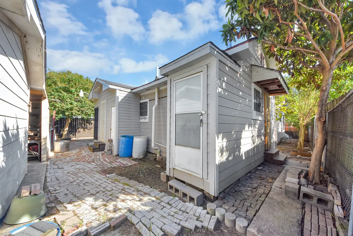 7021 Brownwood Street, Houston, TX 77020 - #1