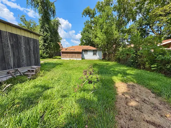 7434 Sundown Drive, Houston, TX 77028