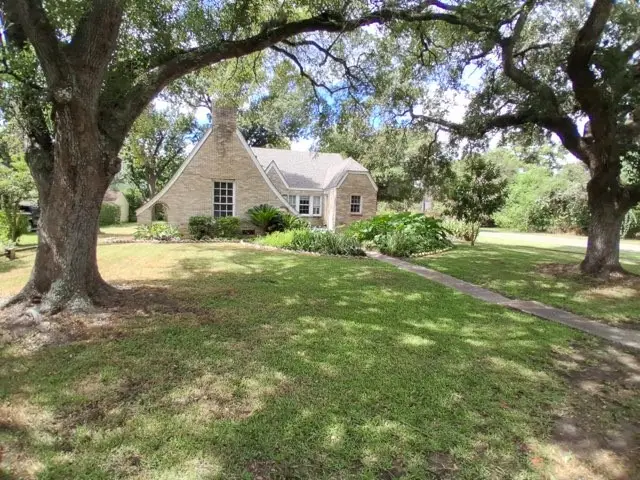 1304 Rhodora Street, La Marque, TX 77568 - #1