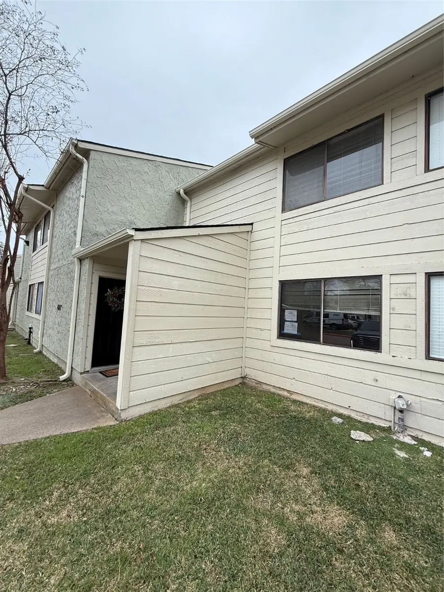 4507 Carter Creek Parkway #7, Bryan, TX 77802 - Image #3