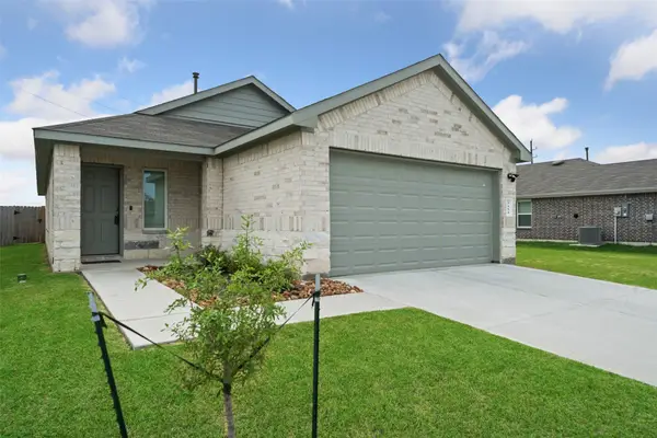 5454 Desert Glen Drive, Spring, TX 77373